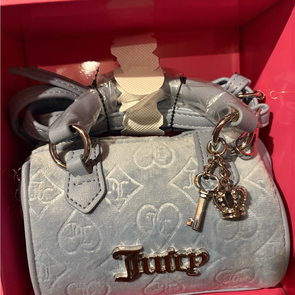 Juicy Couture Light Blue Satchel Set - Picture 6 of 9